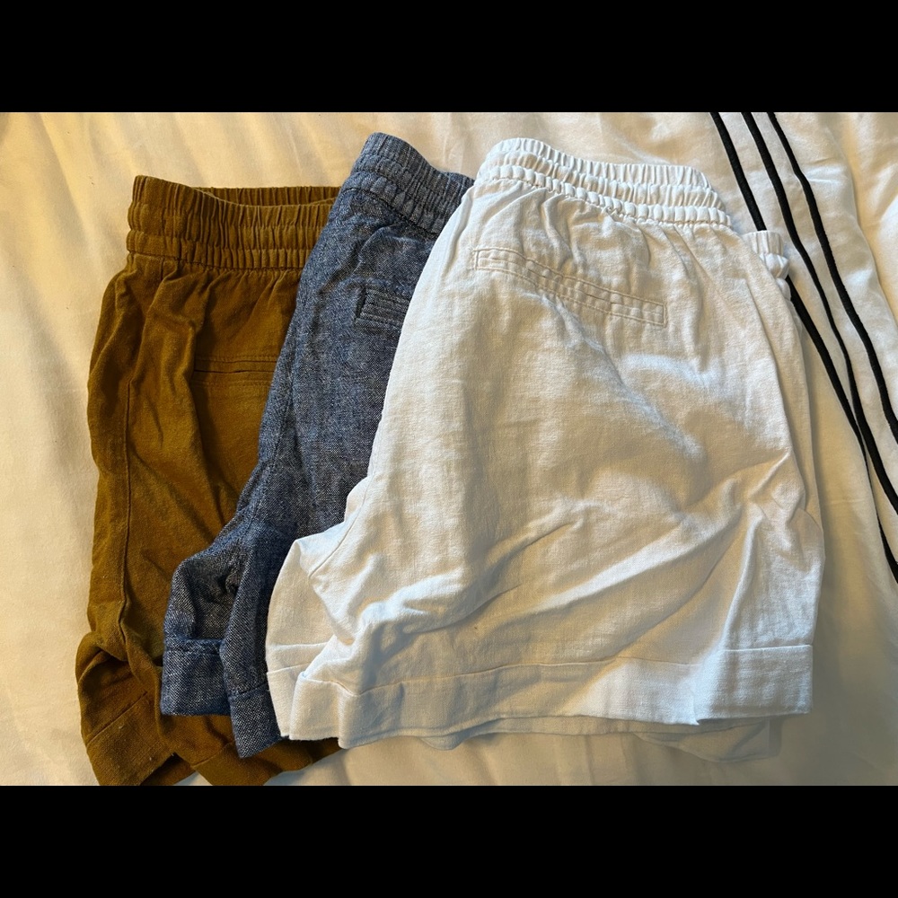 3 Linen Old Navy Shorts, Size Small, Like New!
